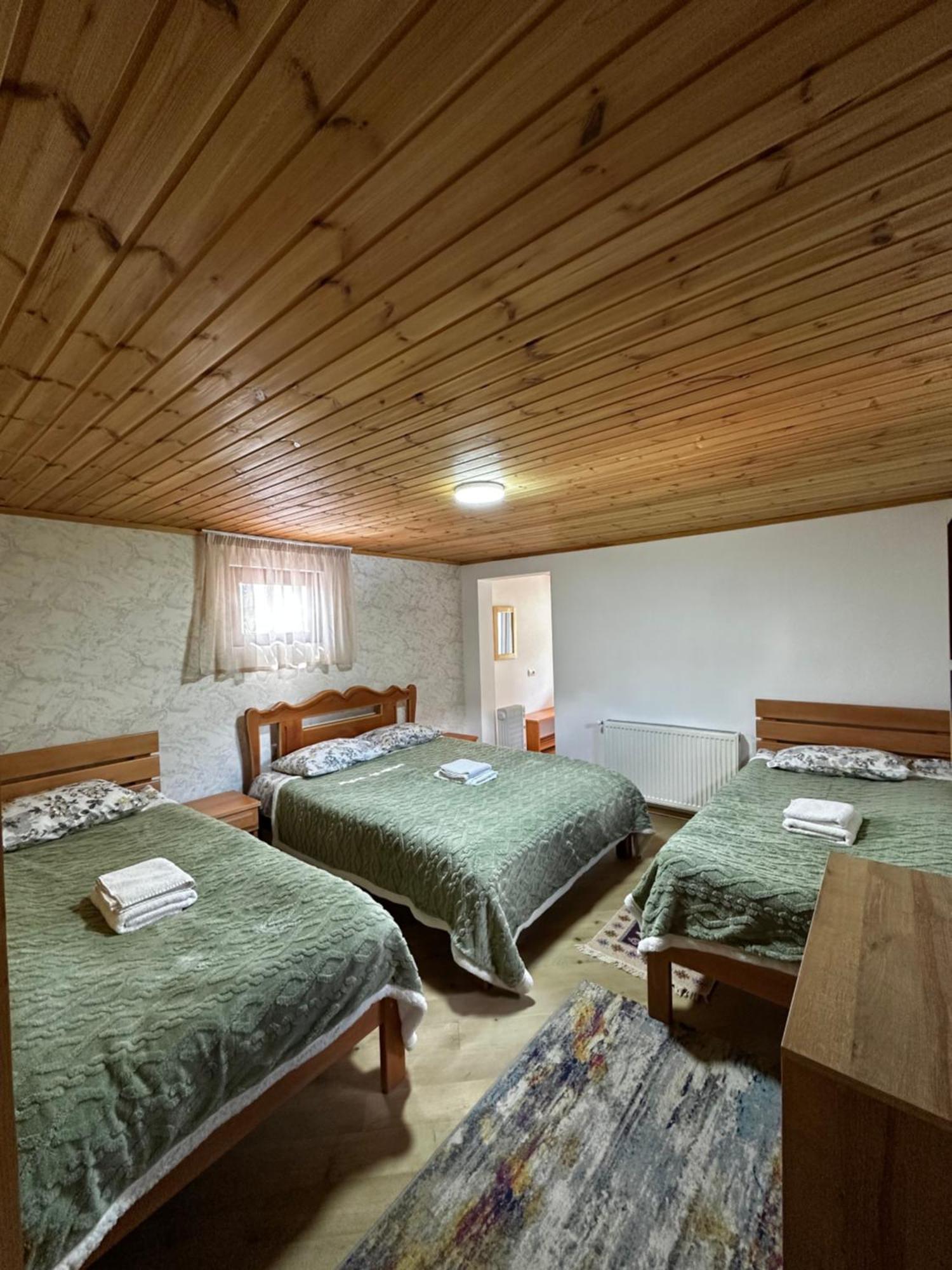 Guest House Victor Zhabeshi Eksteriør bilde