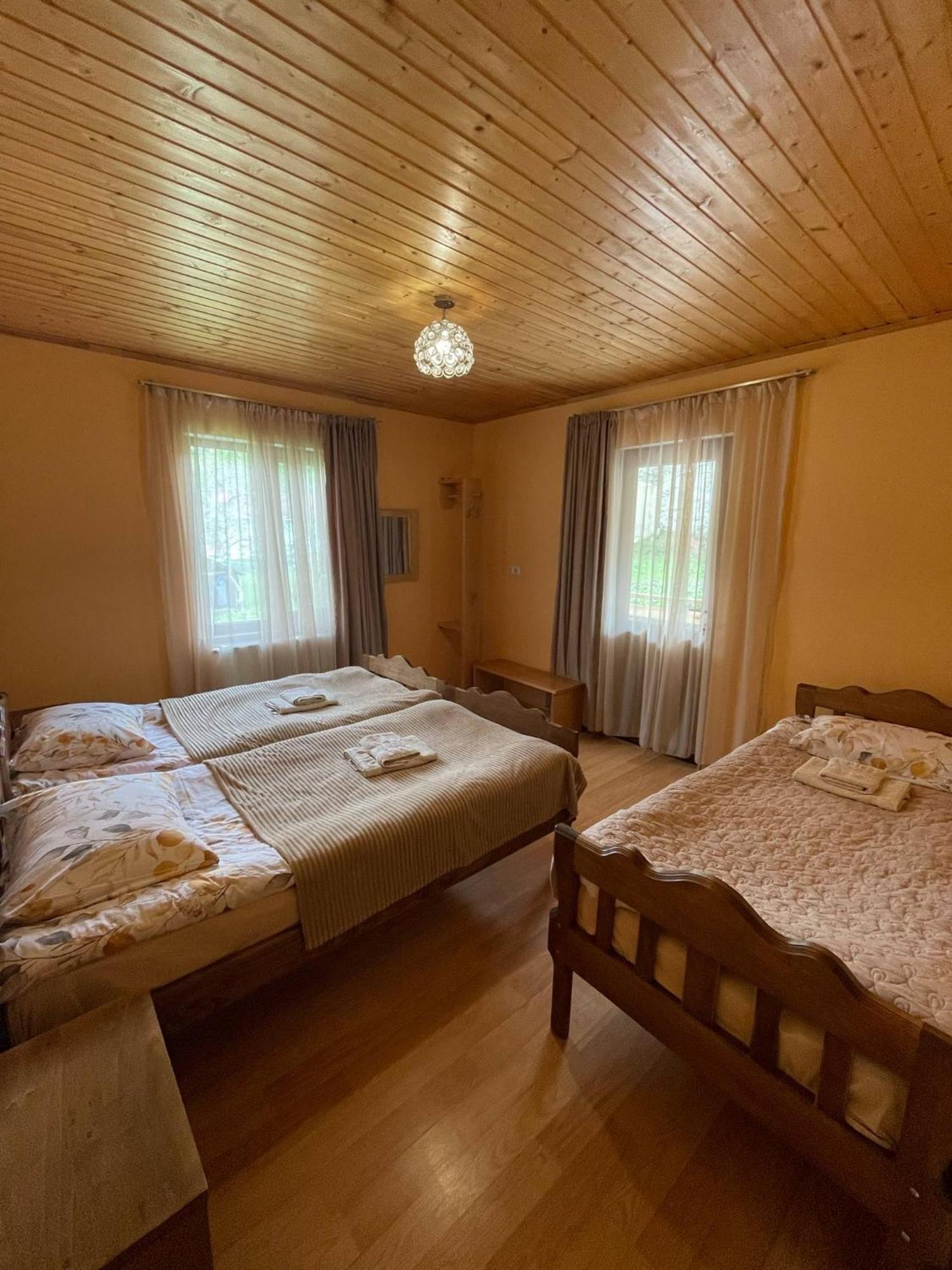 Guest House Victor Zhabeshi Eksteriør bilde